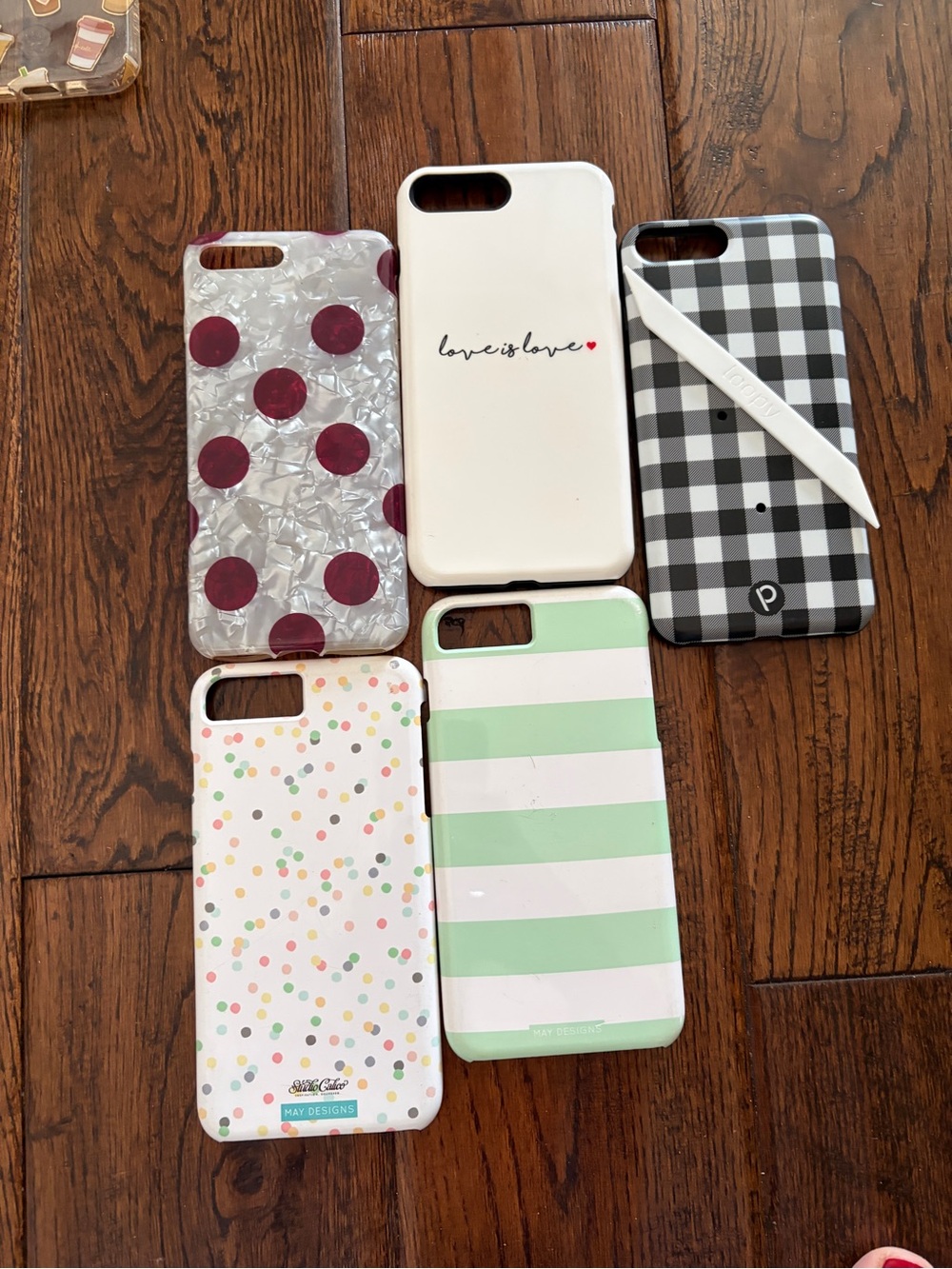 iPhone Case
Size: iPhone 7/8 Plus
5 phone cases bundle
